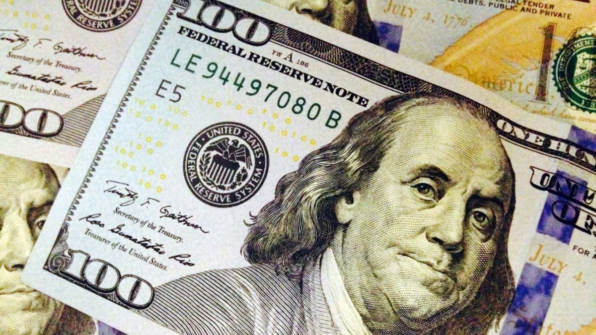 A 35 años del 21060 la oportunidad perdida para dolarizar
