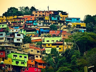 La triple herencia de Hugo Chávez